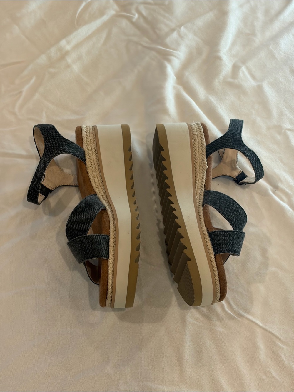 Toms Dark Blue Denim Crisscross Platform Sandals, W10 - Picture 2 of 4